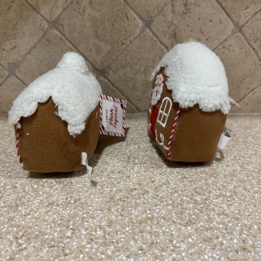 NWT 2 Target Bullseye Playground Christmas Plush Gingerbread House Decor 2025 - Picture 4 of 13
